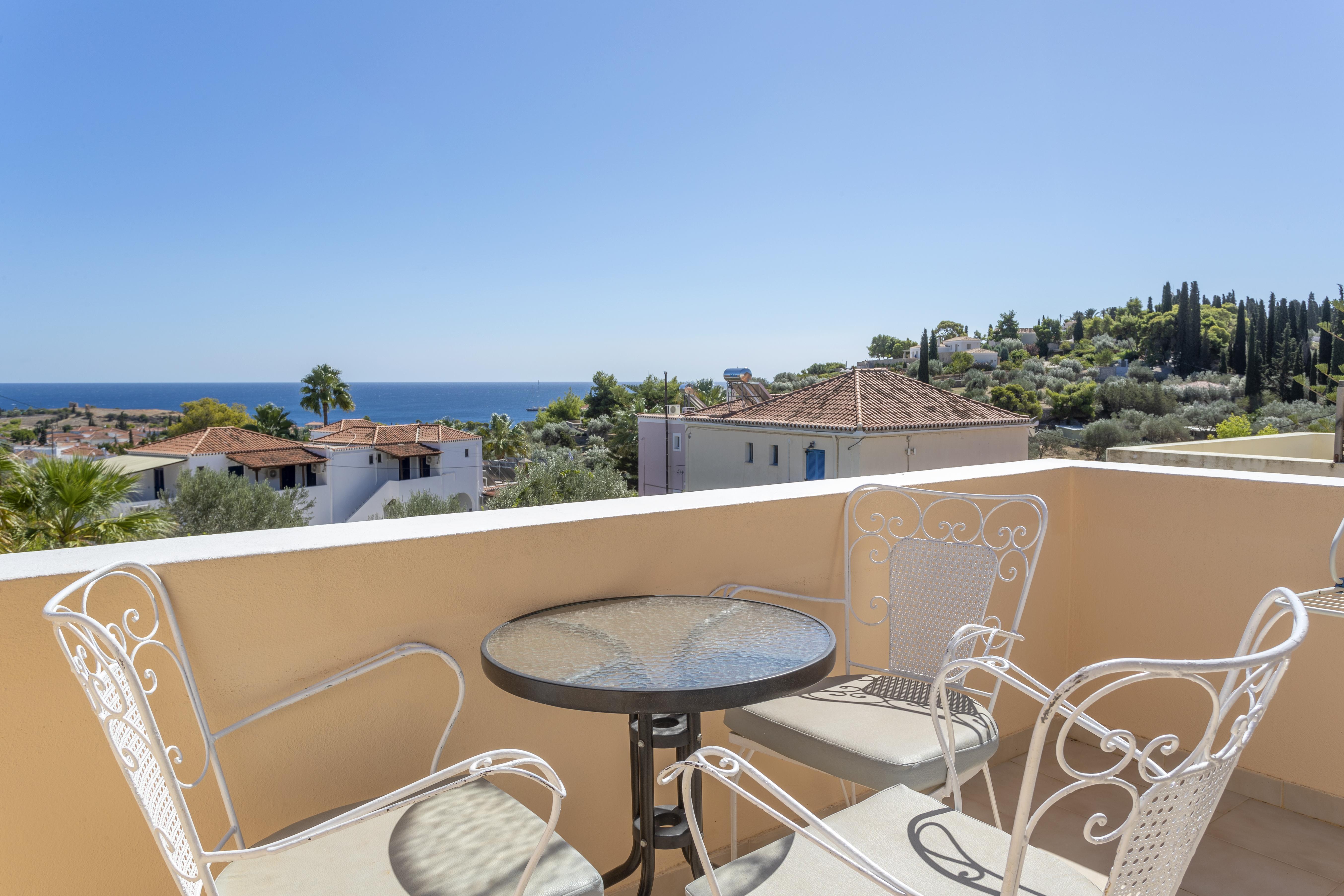 Vanas Apartments Spetses Town Exterior photo